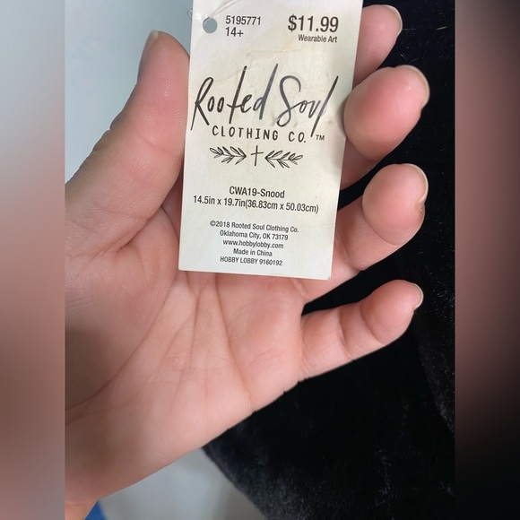 NWT two tube scarf - Picture 10 of 10